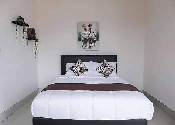 Konukevi Living Hub 3*